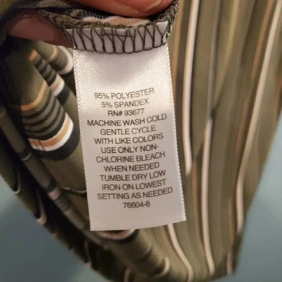 Liz Claiborne Blouse Womens PS Olive Green Striped Keyhole Vneck Petite Small - Picture 4 of 4